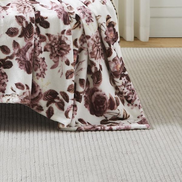 RT Designer s Collection Liv Printed Premium Soft & Cozy Flannel Throw Blanket 50  x 70  Multicolor Online Sale